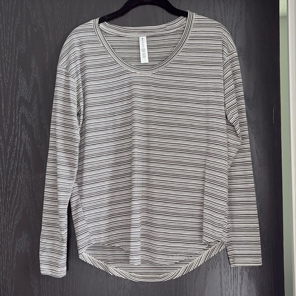 NWOT Athleta Cloudlight Stratus striped top